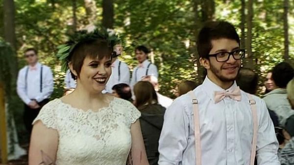 Wanita Ini Tetap Bahagia Walau Suami Punya WIL, Alasannya Bikin Syok