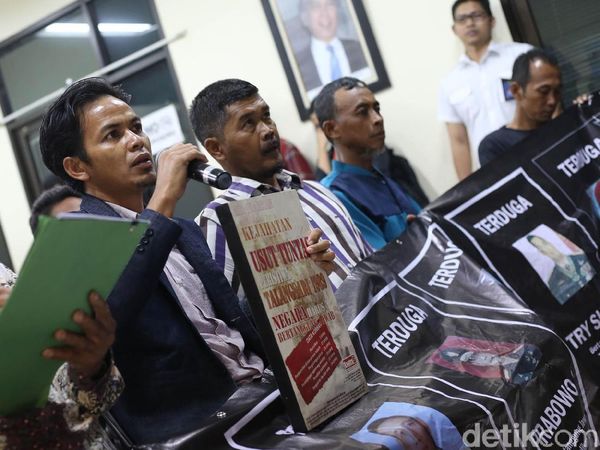 Keluarga Korban Kasus Talangsari Sambangi Komnas HAM