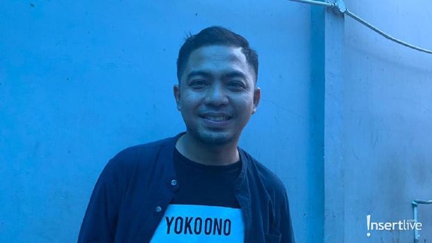 ade govinda beri klarifikasi soal lagu cintaku kandas ade govinda beri klarifikasi soal lagu cintaku kandas