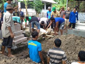 3 Remaja Tewas di Tampomas, Ferdi-Lucky Baru Pertama Kali Mendaki 3 Remaja Tewas di Tampomas, Ferdi-Lucky Baru Pertama Kali Mendaki