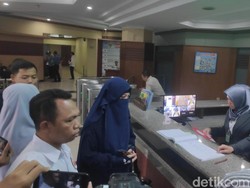 Dipecat, Dosen Bercadar di Bukittinggi Gugat Kemenag ke BKN Dipecat, Dosen Bercadar di Bukittinggi Gugat Kemenag ke BKN