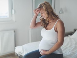 Sering Pusing, Apakah Pertanda Hamil?