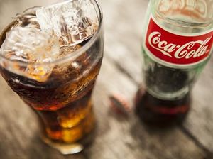 Sedang Tren, Susu Dicampur Minuman Bersoda Seperti Apa Rasanya?