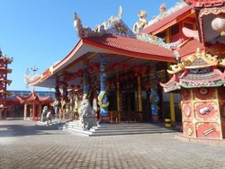 Kelenteng Tertua di Jawa Ada di Banyuwangi