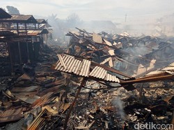Api Kembali Muncul di Pasar Mandiraja Banjarnegara yang Terbakar