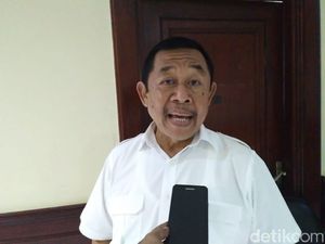 Polemik Pengelolaan SMA/SMK, Komisi D: Untuk Apa Pemkot Ngotot Polemik Pengelolaan SMA/SMK, Komisi D: Untuk Apa Pemkot Ngotot