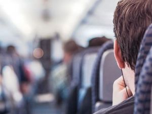 Kata Pilot soal Makna Aturan Meja Lipat dan Kursi Pesawat