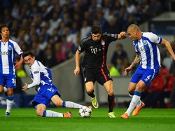 FC Porto berada di atas angin setelah unggul 3-1 atas Bayern Munich di leg pertama perempatnal 2014/2015. Tapi, keunggulan itu tak bisa dipertahankan setelah kalah 1-6 di leg kedua. (Foto: Mike Hewitt/Getty Images)