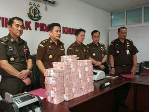 Jebret! Terdakwa Korupsi di Sumsel Kembalikan Uang Rp 3 Miliar Jebret! Terdakwa Korupsi di Sumsel Kembalikan Uang Rp 3 Miliar
