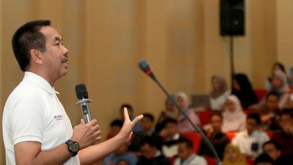Saat Dirut Angkasa Pura II Kembali ke Kampus