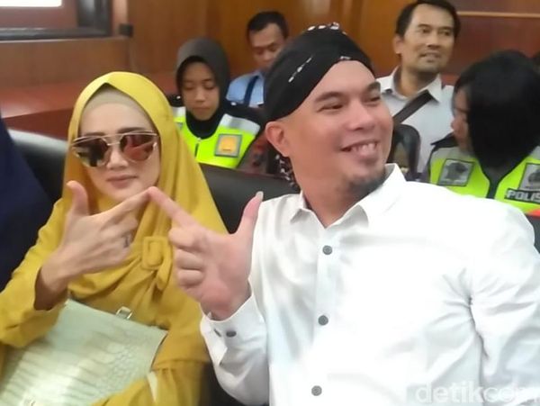 Ditemani Mulan, Ahmad Dhani Promosi Konser Tributenya