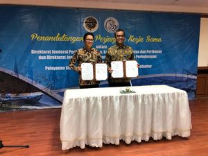 Kemenhub dan KKP Kerja Sama Sertifikasi Kepelautan untuk Nelayan Kemenhub dan KKP Kerja Sama Sertifikasi Kepelautan untuk Nelayan