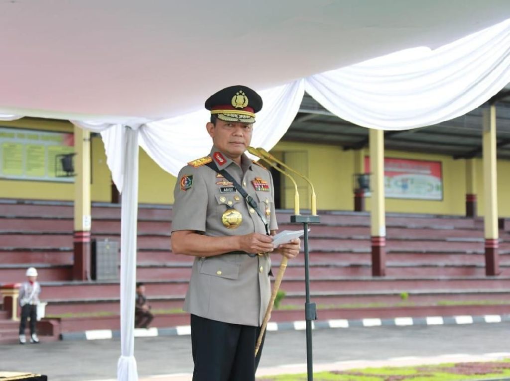 Siswa Tak Layak di Sekolah Inspektur Polisi akan Langsung Dipecat Siswa Tak Layak di Sekolah Inspektur Polisi akan Langsung Dipecat