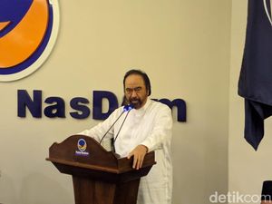 Surya Paloh: Ini Orang Paling Suka Fitnah Kita, Eh Ketangkep Narkoba Surya Paloh: Ini Orang Paling Suka Fitnah Kita, Eh Ketangkep Narkoba