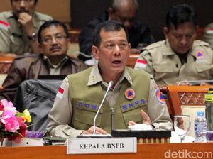 Kepala BNPB Minta Ada Penguatan Struktural BPBD di UU Penanggulangan Bencana Kepala BNPB Minta Ada Penguatan Struktural BPBD di UU Penanggulangan Bencana