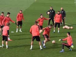 Madrid vs Ajax: Los Blancos Mencari Obat Luka