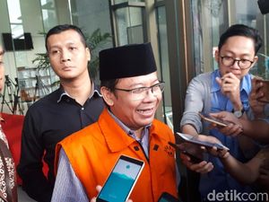 Taufik Kurniawan Kembalikan Duit Rp 3,65 Miliar ke KPK Taufik Kurniawan Kembalikan Duit Rp 3,65 Miliar ke KPK