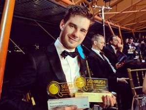 Keren! Dulu Gelandangan dan Tak Lulus SMA, Pria Ini Jadi Miliuner di Usia 21 Keren! Dulu Gelandangan dan Tak Lulus SMA, Pria Ini Jadi Miliuner di Usia 21