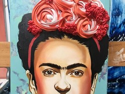 Cat Mirip Buttercream Ini Hasilkan Lukisan Keren dan Cantik