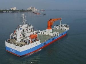 Kemenhub Sebut Tol Laut Tingkatkan Distribusi Logistik Kemenhub Sebut Tol Laut Tingkatkan Distribusi Logistik