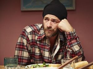 Luke Perry, Johnny Depp, Ahmad Dhani, Keith Flint hingga Brie Larson