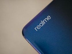 Realme c 65. Realme logo.