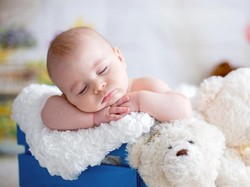 Otak Masih dalam Perkembangan, Kira-kira Bayi Mimpi Apa Ya?