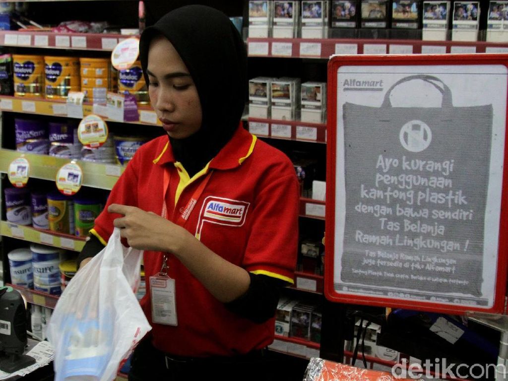 Ternyata! Ini Alasan di Balik Rencana Cukai Kantong Plastik Ternyata! Ini Alasan di Balik Rencana Cukai Kantong Plastik