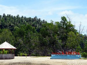 Kahona, Pantai Eksotis dari Pulau Lembeh