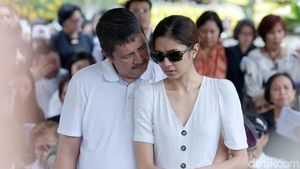 Gurat Kesedihan di Wajah Mikha Tambayong