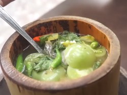 Sedap Nikmat Sego Bakar dan Sup Ikan Bambu Kakap