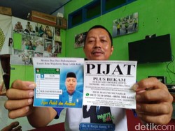 Hanya Bermodal Stiker, Tukang Pijat di Mojokerto Nekat Nyaleg