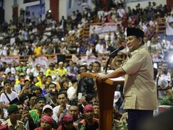 Kunjungi Subang, Prabowo Disambut Teriakan Presiden