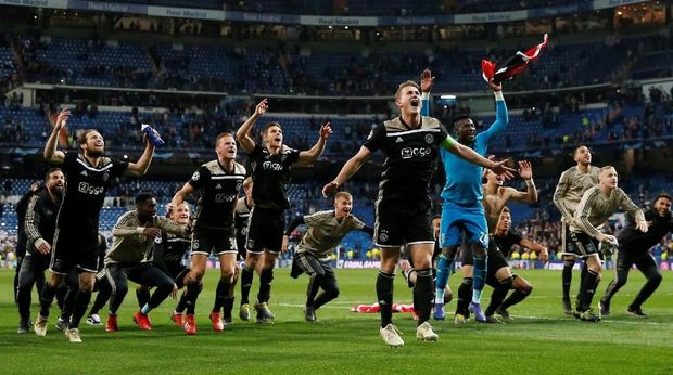 Ajax Amsterdam menggilas Real Madrid di Santiago Bernabeu.