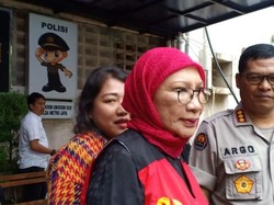Dari Rutan Polda Menuju PN Jaksel, Ratna Sarumpaet: Siapin Moral