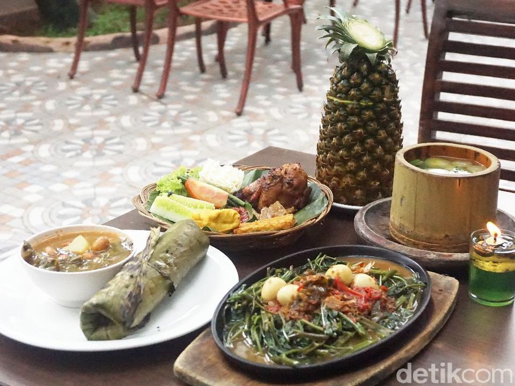 Gendhis Legi: Sedap! Sego Bakar Berlauk Komplet yang Mantap Gendhis Legi: Sedap! Sego Bakar Berlauk Komplet yang Mantap
