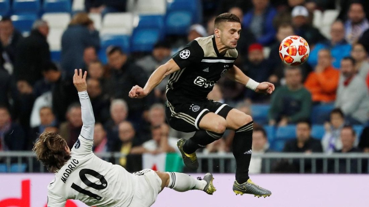 Ajax Amsterdam mengalahkan Real Madrid 4-1 di leg kedua babak 16 besar Liga Champions. (Foto: Susana Vera/REUTERS)