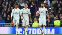 Madrid benar-benar hancur dalam laga ini. Ini sekaligus menjadi kekalahan beruntun Los Blancos di Bernabeu. Sebelumnya dua kali disikat Barcelona pada ajan Copa del Rey dan LaLiga. (Foto: Denis Doyle/Getty Images)