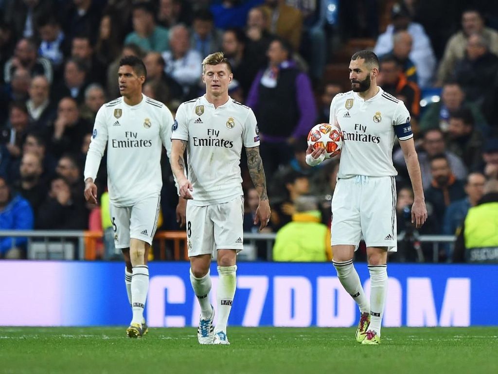 Madrid dalam Sepekan: Kehilangan Dua Trofi, LaLiga pun Sudah Berat Madrid dalam Sepekan: Kehilangan Dua Trofi, LaLiga pun Sudah Berat
