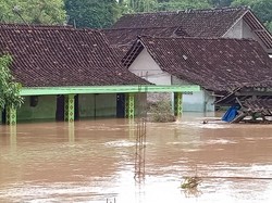 Banjir Rendam 7 Desa di Madiun, Terparah Capai 5 Meter