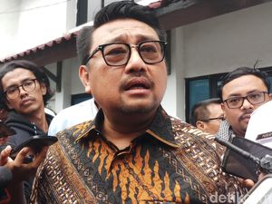 Soal Rocky, Rachland: Dulu SBY Diasosiasikan Kerbau, Tak Satu Pun Ngadu Polisi Soal Rocky, Rachland: Dulu SBY Diasosiasikan Kerbau, Tak Satu Pun Ngadu Polisi