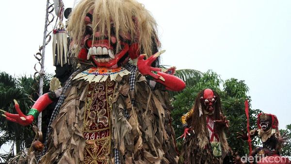 Potret Semarak Pawai Ogoh-ogoh di Gambir