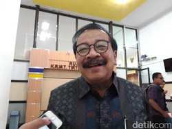 Pakdhe Karwo Sarankan Andi Arief Mundur dari Partai dan Minta Maaf