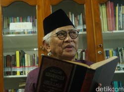 Gus Mus Bicara soal Politik Indonesia, Agama, dan Perang Badar