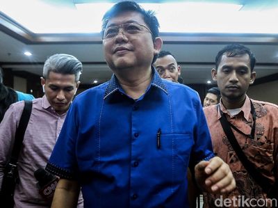Begini Ekspresi Lucas saat Dituntut 12 Tahun Penjara