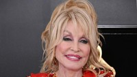 Dolly Parton Klarifikasi Rumor Dadanya Diasuransikan Senilai Rp 8,6 Miliar