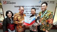 Penawaran Asuransi Jiwa dan Investasi Nasabah