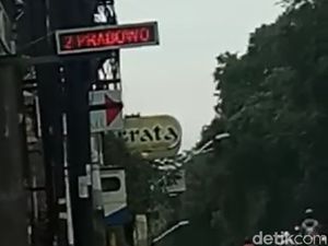 Video: Lagi, Layar Running Text di Semarang Diretas Jadi Pilih 02