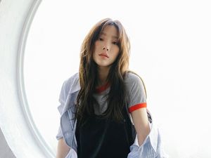Taeyeon SNSD Buktikan Status Digital Monster Lewat Happy Taeyeon SNSD Buktikan Status Digital Monster Lewat Happy