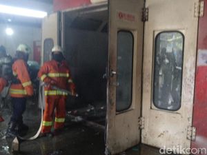 Bengkel Pengecatan Terbakar, Diduga Korsleting Dinamo Bengkel Pengecatan Terbakar, Diduga Korsleting Dinamo